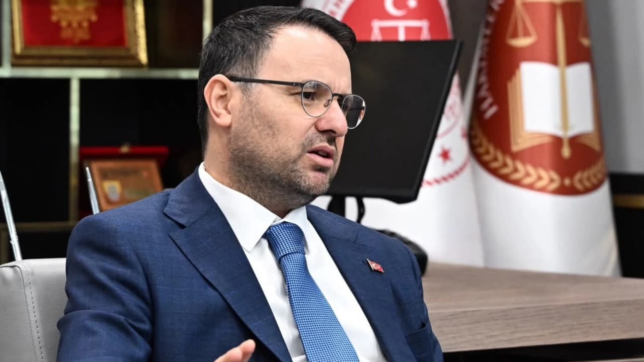 Adalet Bakanı Akın Gürlek'ten Terörsüz Türkiye Açıklaması: Silah Bırakma Şartı Vurgusu