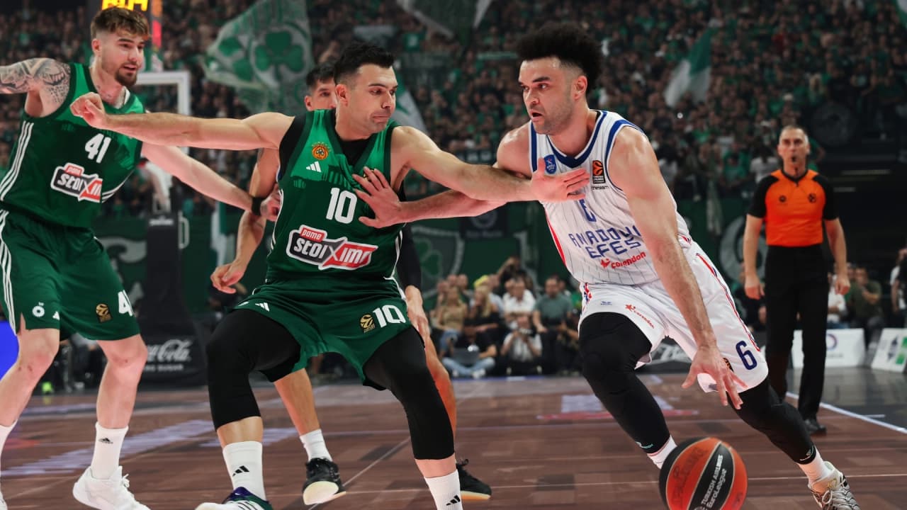 Anadolu Efes Avrupa Ligi'nde Elendi: Panathinaikos Dörtlü Final'de Fenerbahçe'nin Rakibi Oldu