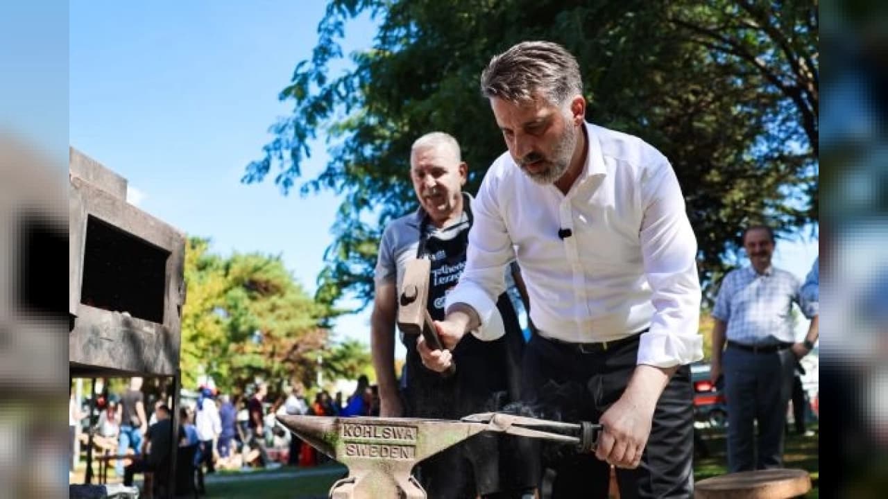 Bursa Gastronomi Festivali'nde Geleneksel El Sanatları ve Unutulmaya Yüz Tutmuş Meslekler İlgi Gördü