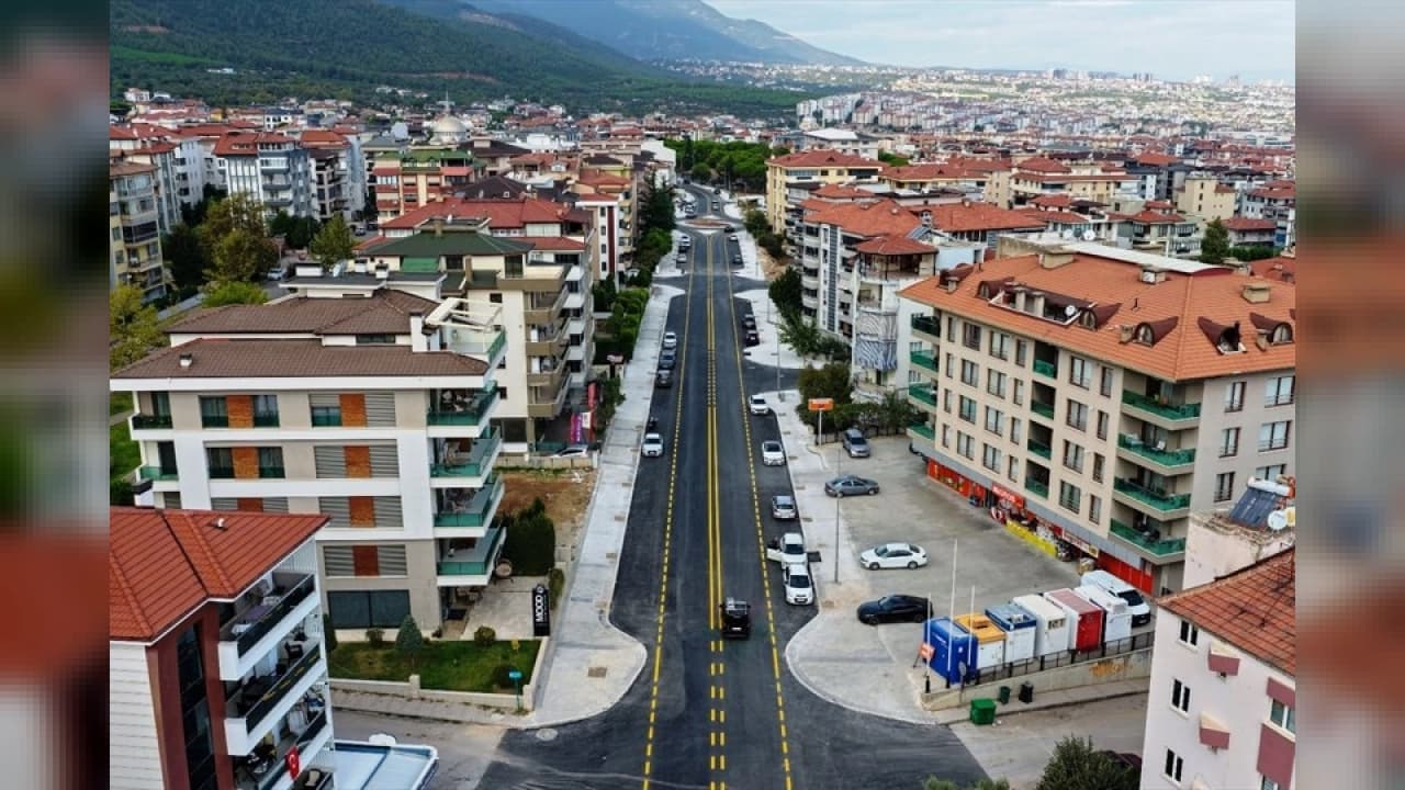 Denizli'de Hakkı Dereköylü Caddesi Modern Yüzüyle Ulaşıma Açıldı