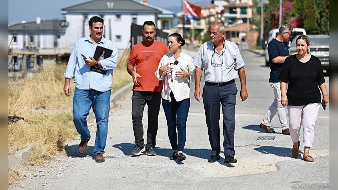 Efes Selçuk Belediye Başkanı Filiz Ceritoğlu Sengel’den 14 Mayıs Mahallesi’ne Saha Ziyareti