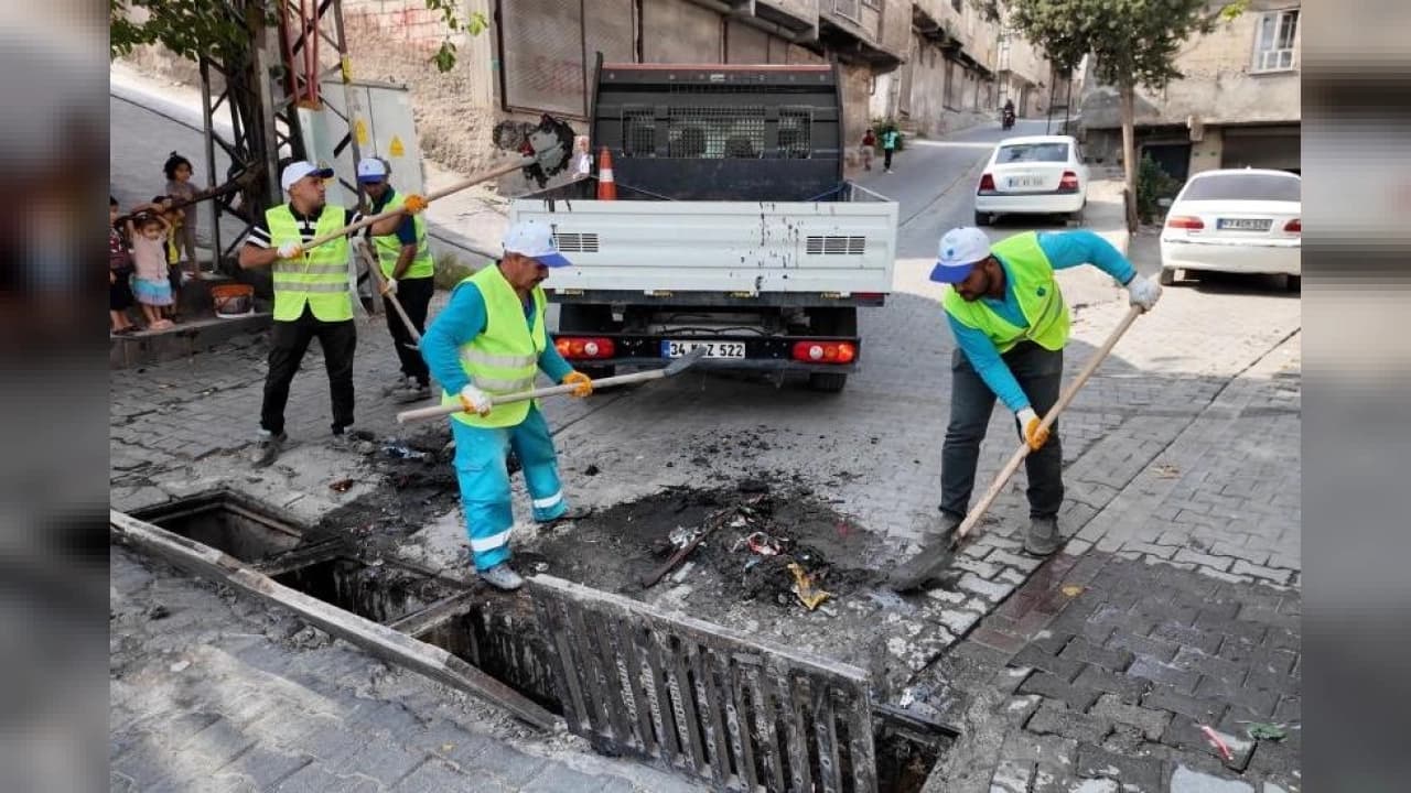 Şanlıurfa'da Kış Öncesi Altyapı Seferberliği: Mazgallar Temizleniyor