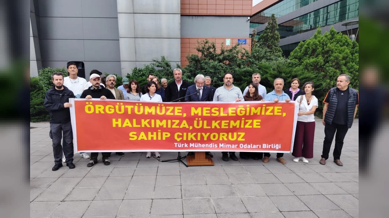 TMMOB Bursa'dan Uyarı: Mühendis ve Mimarlar Yoksulluk Sınırında Yaşıyor