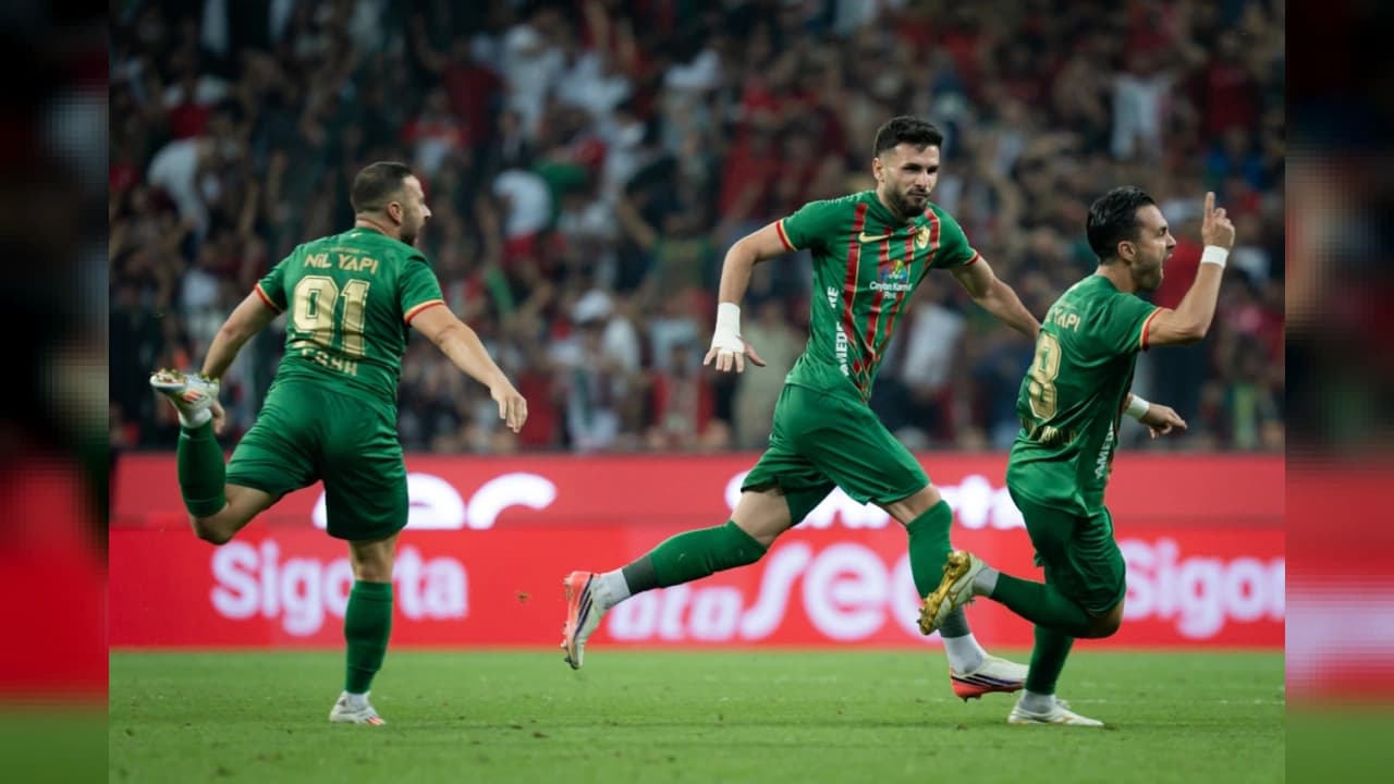 Amedspor Beşiktaş'ı Devirdi, Süper Lig'de Liderlik Koltuğuna Oturdu