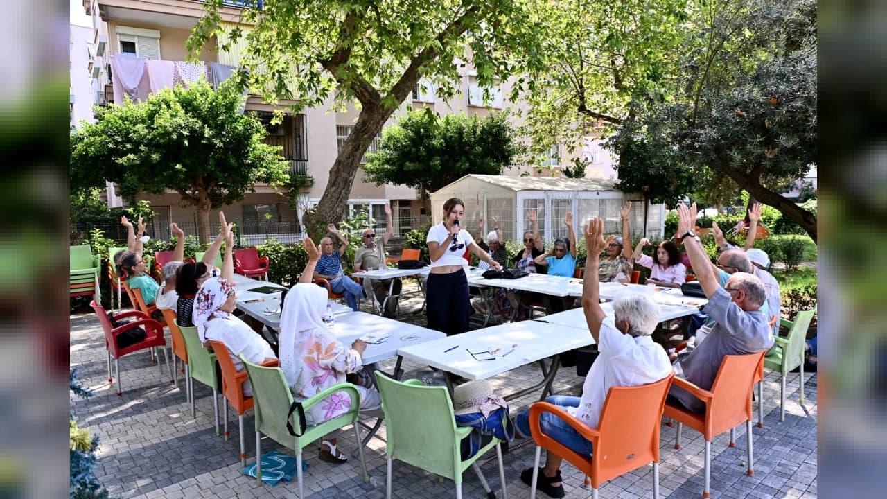 Antalya'da Muratpaşa Belediyesi'nden Dünya Alzheimer Günü'ne Özel Farkındalık Etkinliği