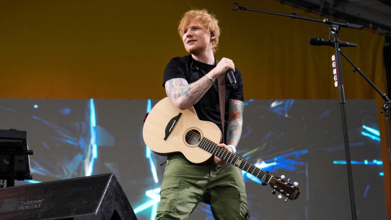 Ed Sheeran'dan Konser Sahnesinde Gazze Gözyaşları: Macklemore Kararı Sonrası Açıklama