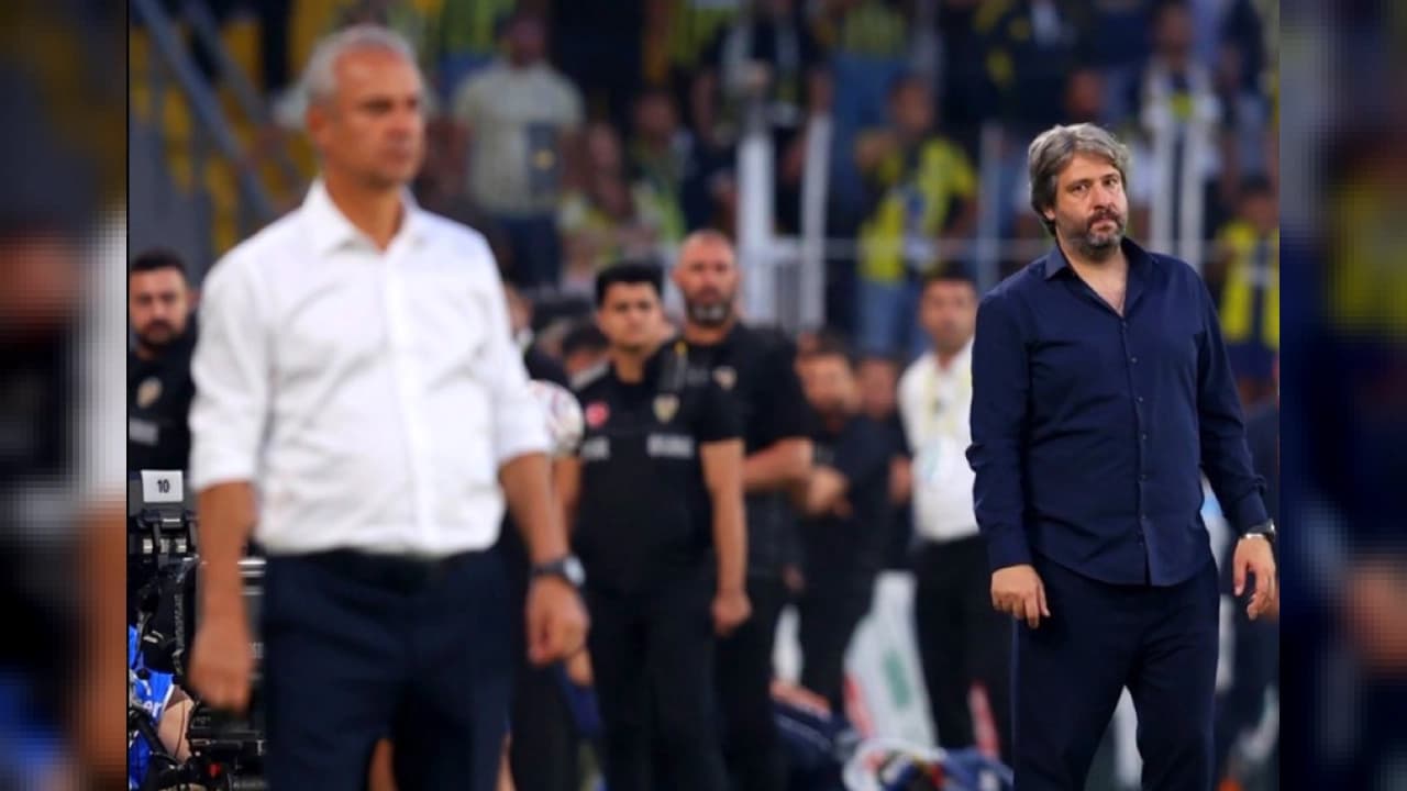 Eyüpspor'da Şok Ayrılık: 8-0'lık Fenerbahçe Mağlubiyeti Sonrası Özhan Pulat İstifa Etti