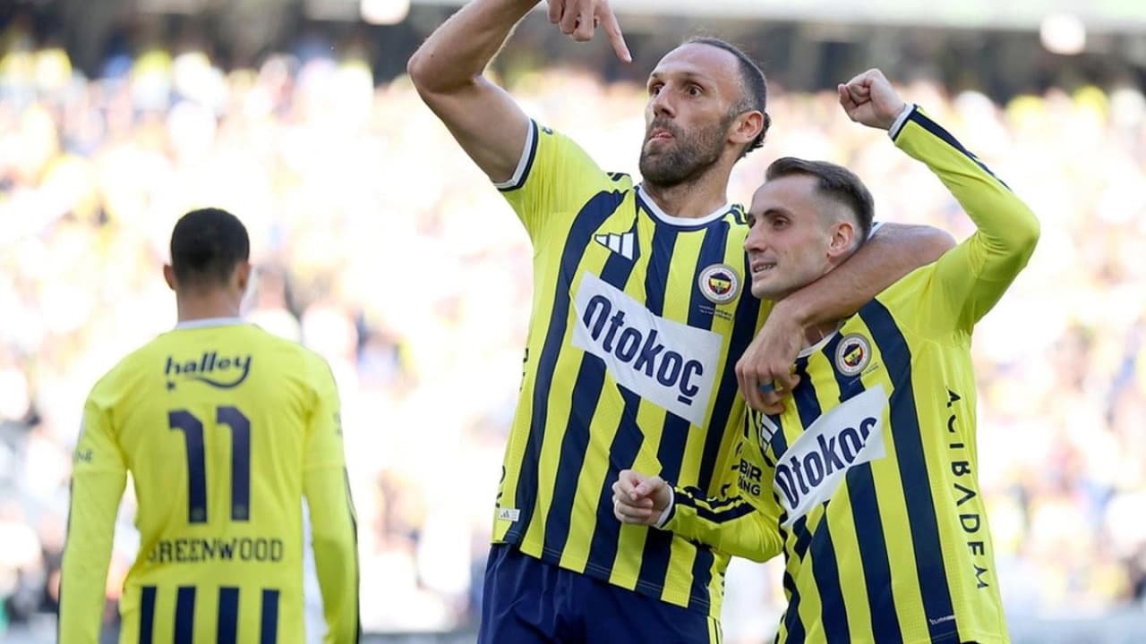 Fenerbahçe'den Eyüpspor Karşısında Tarihi Başlangıç: Yıllar Sonra Gelen Rekorlar