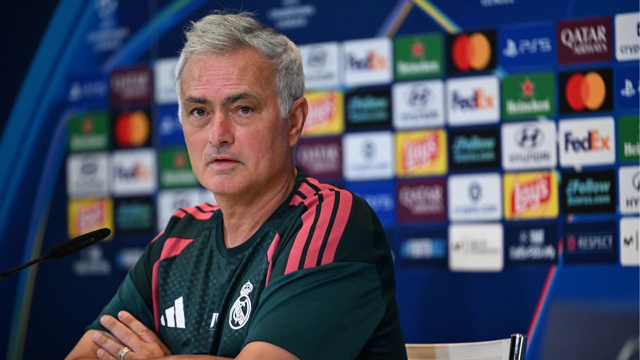 Jose Mourinho'dan Derbi Açıklaması: Türkiye ve Portekiz'deki Atmosfer Çok Farklı