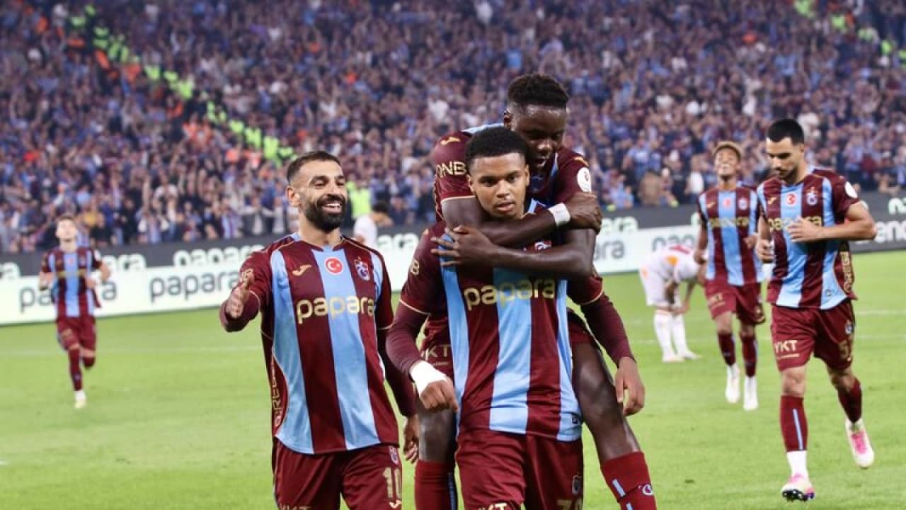 Trabzonsporlu Noah Saviolo'dan Galatasaray Galibiyeti Açıklaması