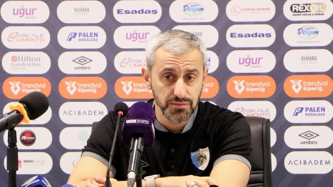 Erzurumspor FK Teknik Direktörü Serkan Özbalta'dan Samsunspor Maçı Değerlendirmesi: "Takım Savunmasını İyi Yapıyoruz