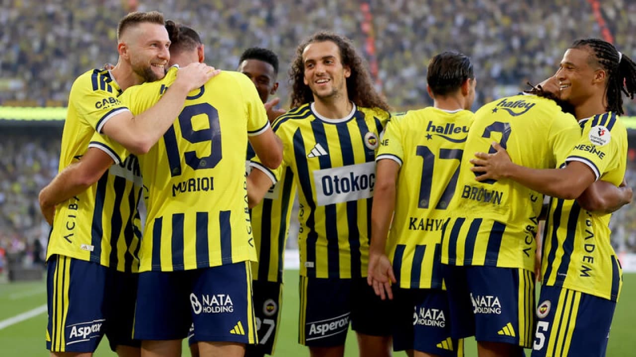 Fenerbahçe'den Tarihi Fark: Eyüpspor'u 8-0 Geçti