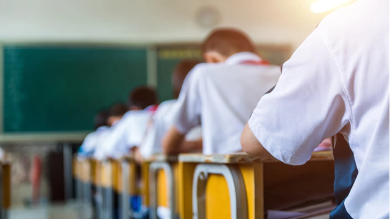 MEB 2026-2027 Eğitim Öğretim Takvimi Yayınlandı: Okullar Ne Zaman Kapanacak?