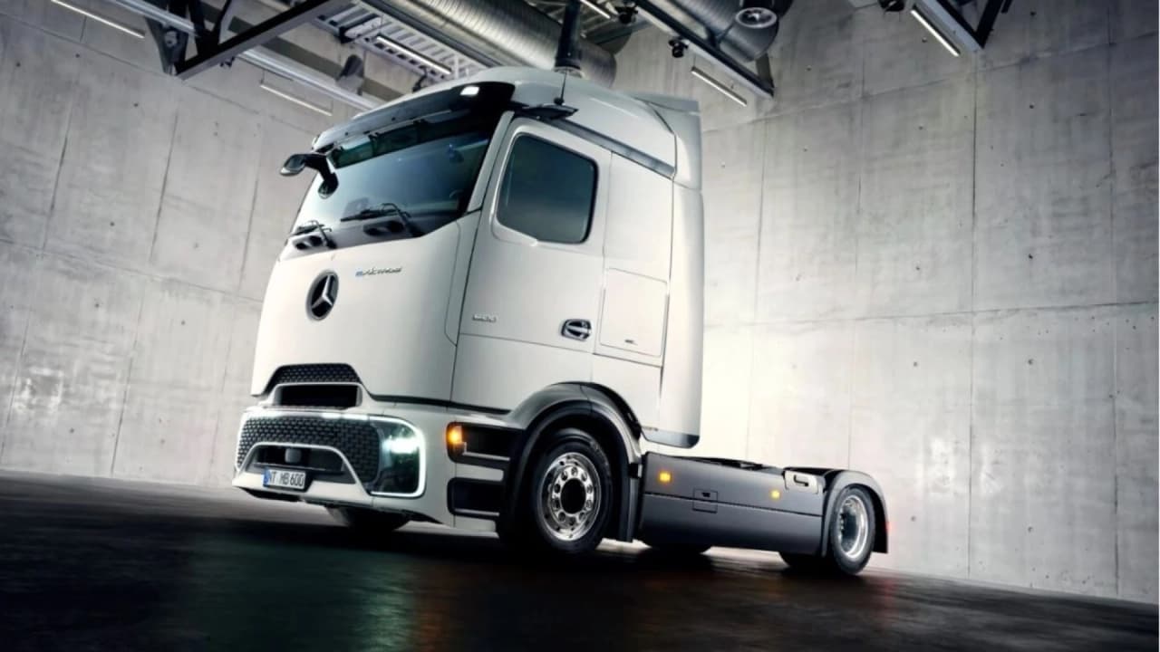 Mercedes-Benz Türk CEO’su Heiko Selzam’dan Elektrikli Kamyon Müjdesi