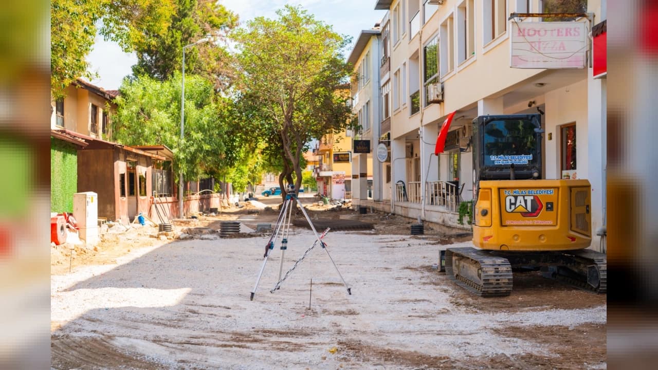 Milas Belediyesi'nden Kilit Parke ve Altyapı Atılımı