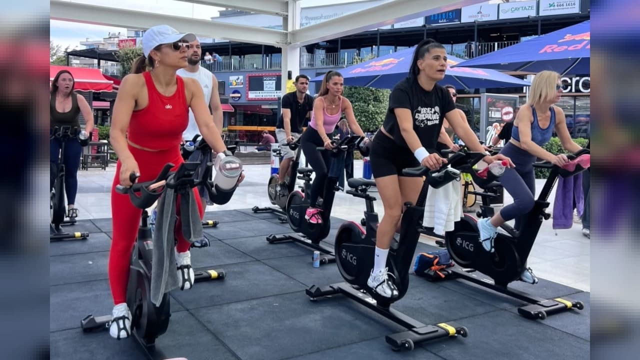Nilüfer Belediyesi’nden Podyumpark’ta Sağlıklı Yaşam İçin Outdoor Fitness Etkinliği