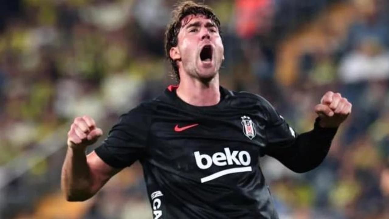 Beşiktaş'ta Dusan Vlahovic Şoku: Sırp Yıldız Sakatlığı Nedeniyle Milli Takım Kadrosundan Çıkarıldı