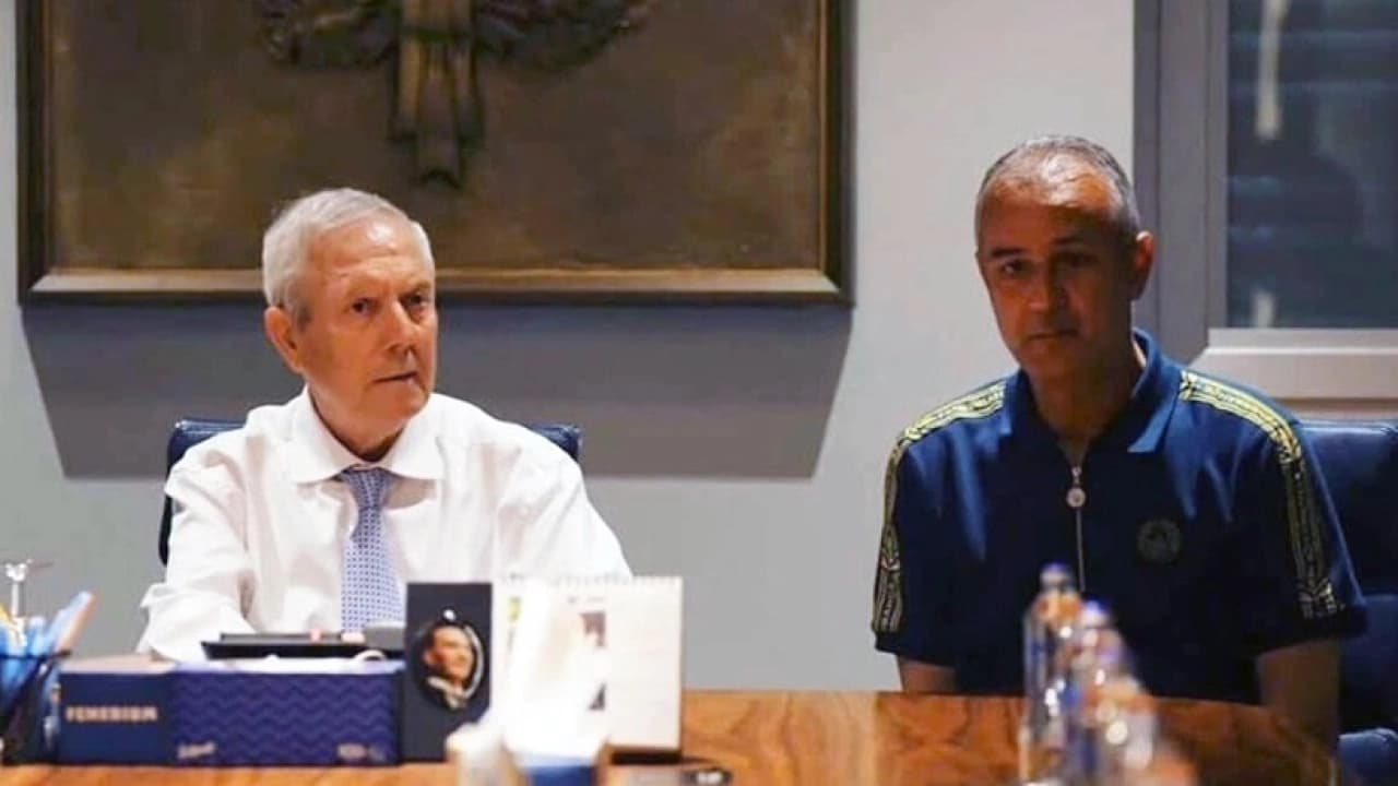 Fenerbahçe'den 8 Golle Gövde Gösterisi: Aziz Yıldırım'dan İsmail Kartal'a Tam Destek
