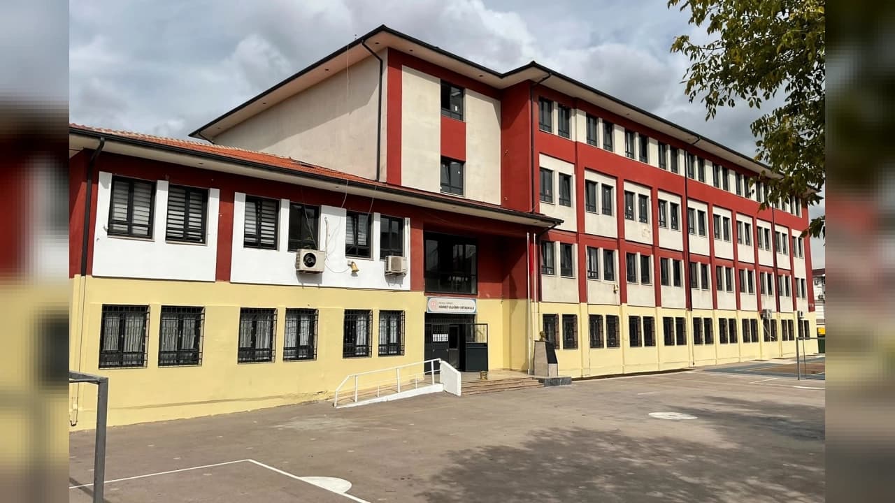 Kocaeli'de Okullara Büyük Destek: 139 Eğitim Kurumuna Milyonluk Malzeme Yardımı