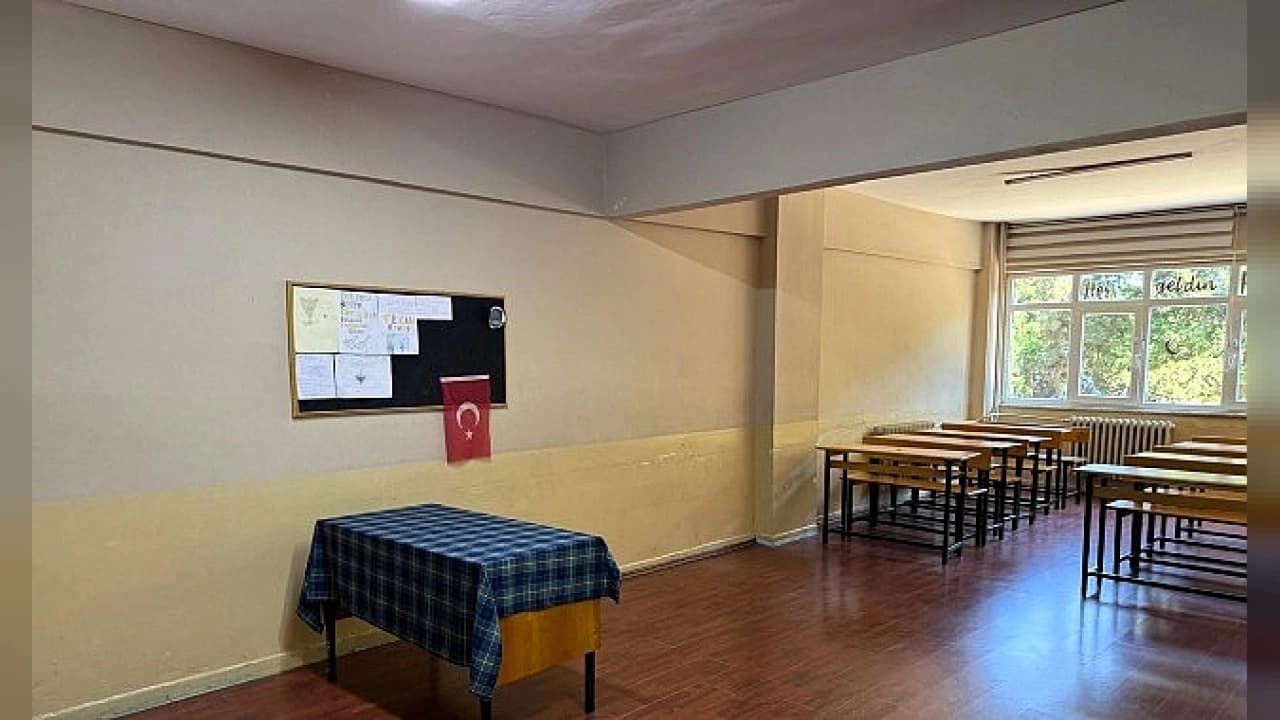 Kocaeli'de Okullara Milyonluk Dokunuş: 139 Eğitime Dev Destek