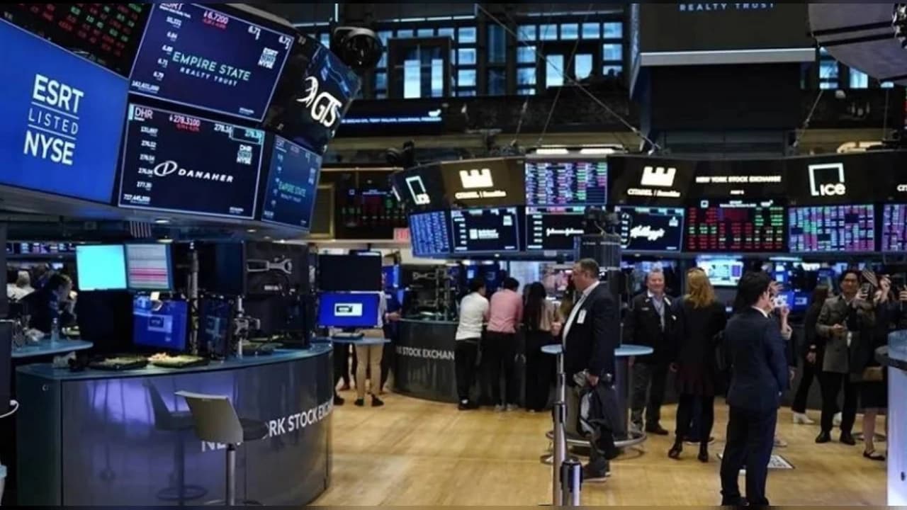 Küresel Piyasalarda Teknoloji ve Diplomasi Rallisi: Nasdaq Tarihi Zirveyi Gördü