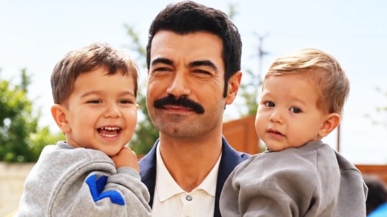 Murat Ünalmış'a Kapadokya Setinde Büyük Sürpriz: Oğulları Çekim Arasında Yanına Koştu