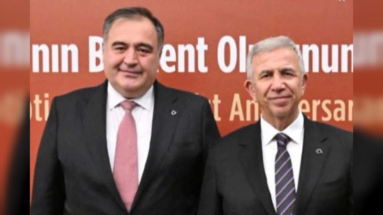 Ankara'da Siyasi Deprem: Nallıhan Belediye Başkanı Ertunç Güngör CHP'den İstifa Etti