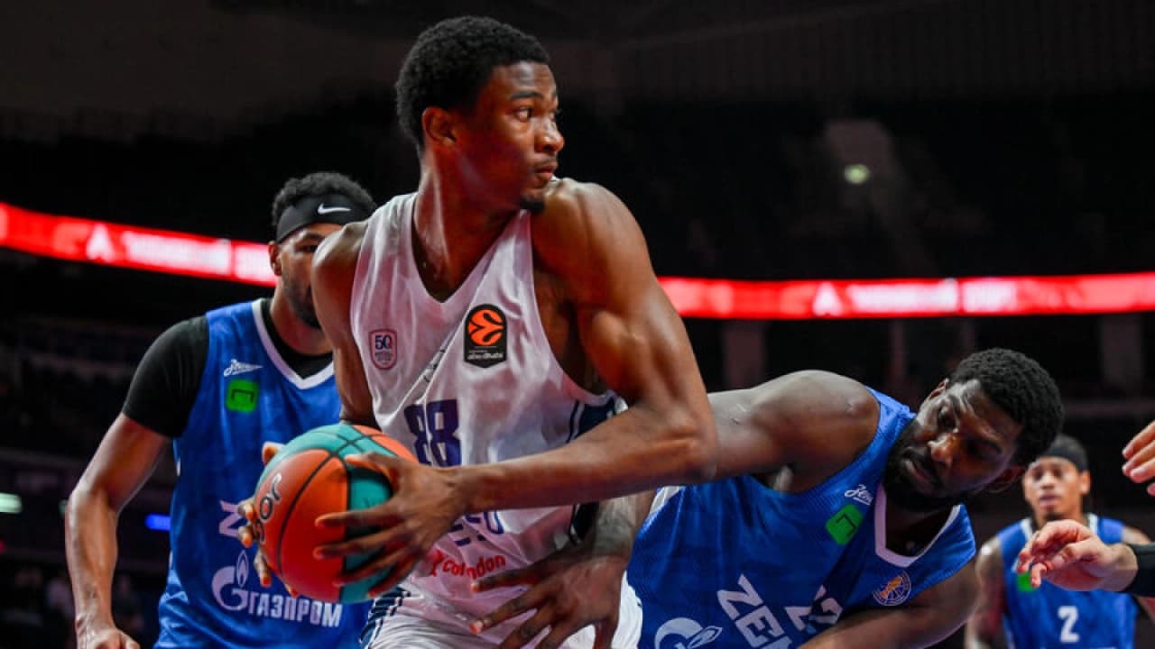 Anadolu Efes, Euroleague Sezonuna Barcelona Deplasmanıyla Başlıyor
