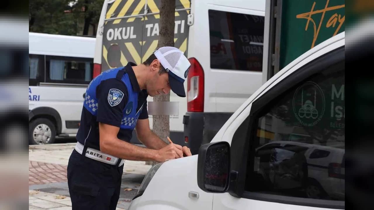 Sakarya'da Okul Servislerine Sıkı Denetim: Kurallara Uymayanlara Ceza Yağdı