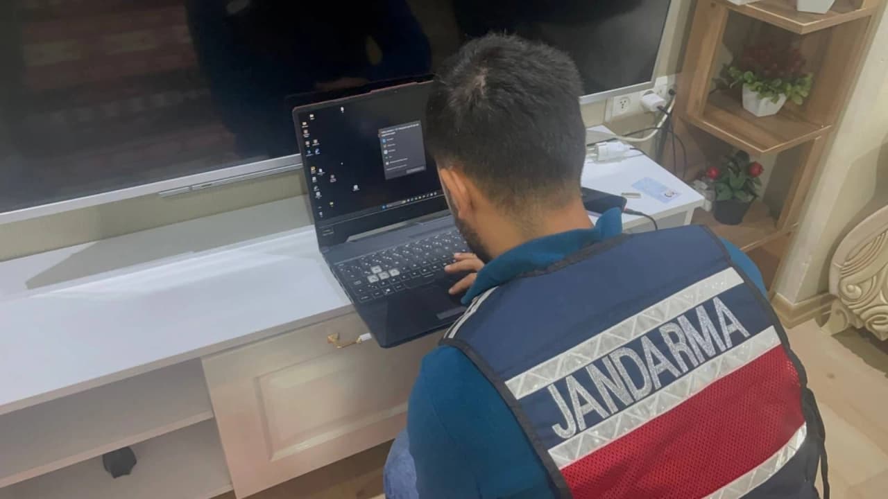 101 Milyon Kişinin Verisini Çalan 'Dragon Hackerz' Çetesine Dev Siber Operasyon