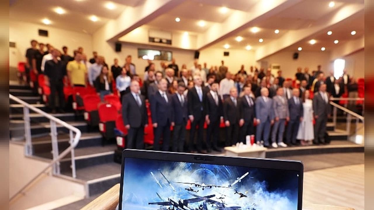 DEÜ'de Savunma Sanayii Zirvesi: Üniversite-Sanayi İş Birliği İçin Kritik Buluşma