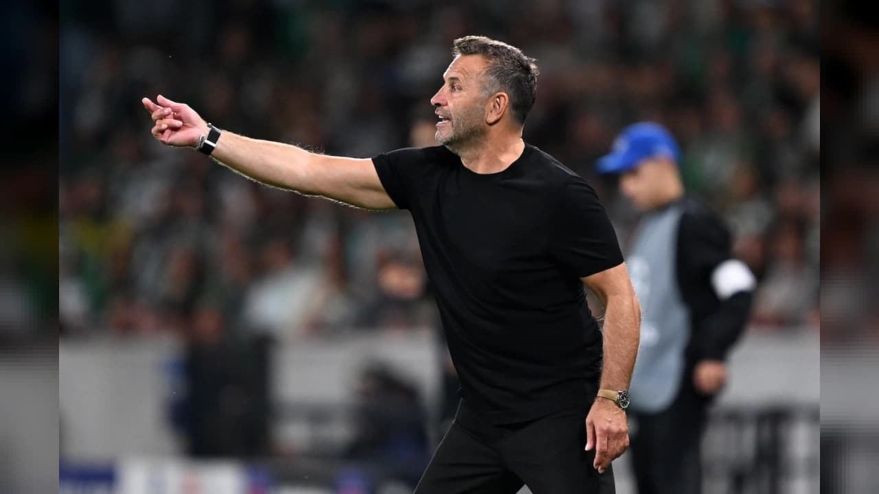 Galatasaray'da Okan Buruk'tan Yeni Hücum Planı: Batrakov 10 Numaraya, Sane ve Barış Kulübeye