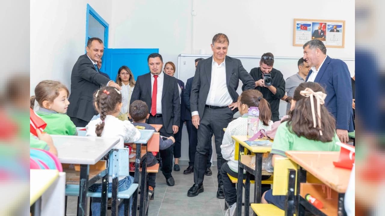 İzmir Büyükşehir Belediyesi'nden Bayındır Kızıloba İlkokulu'na Kapsamlı Yenileme