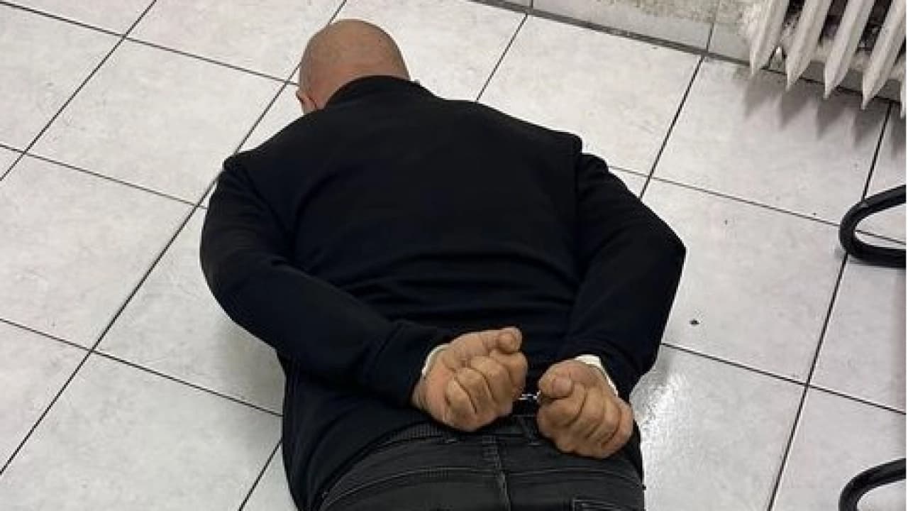Ankara Keçiören'de Silahlı Komşu Dehşeti: Darp ve Tehdit Olayında 3 Tutuklama
