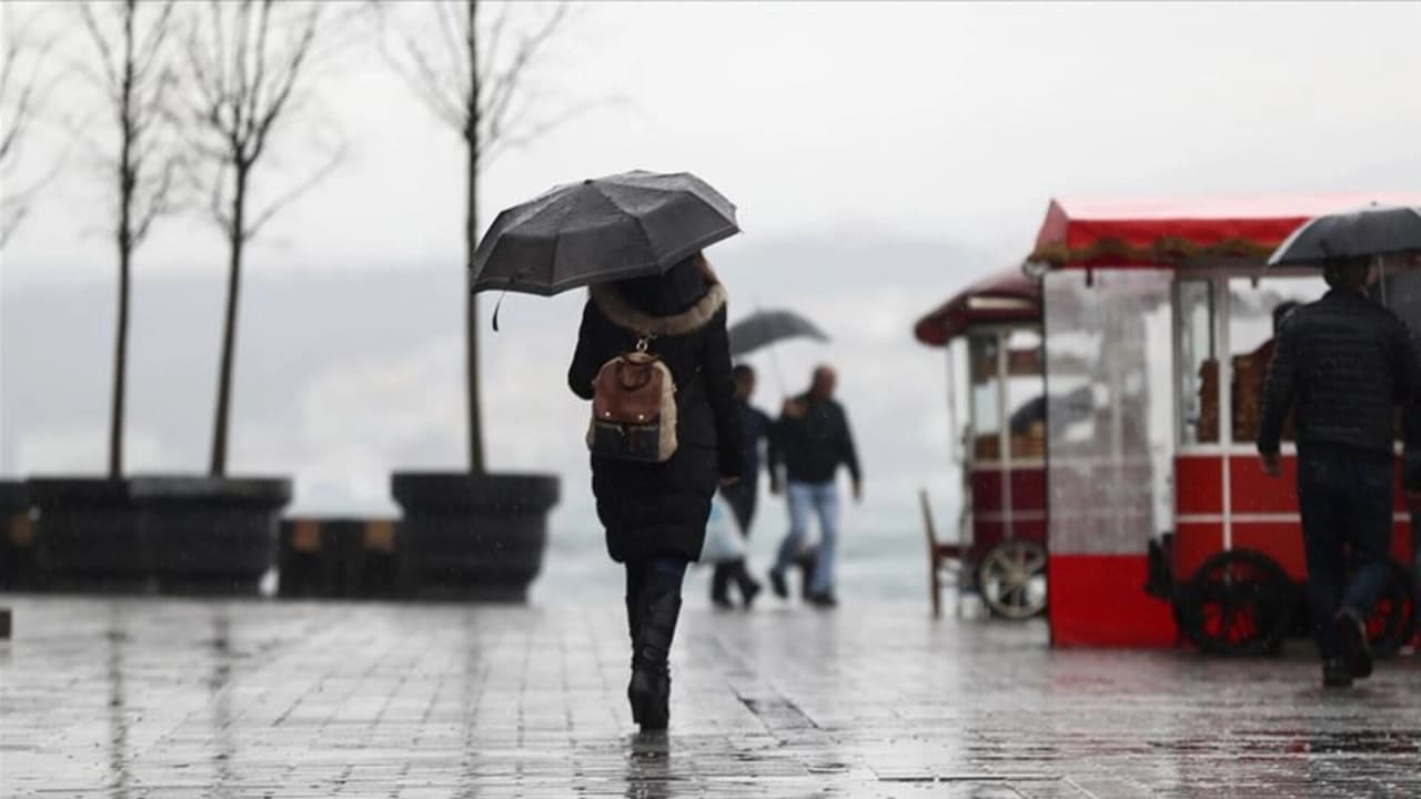 İstanbul ve Ankara için flaş hava durumu uyarısı: Soğuk cephe yurda giriş yapıyor