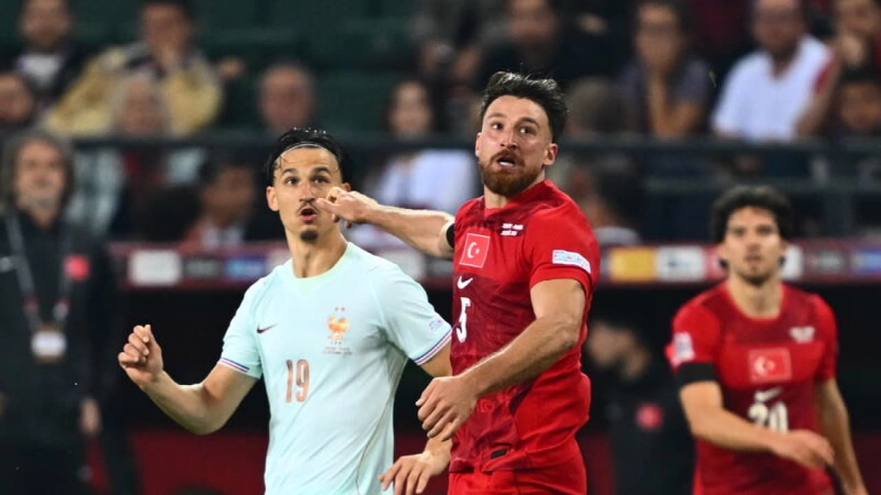 Kocaeli'de Fransa'ya Tek Gollü Mağlubiyet: Esteban Lepaul'den Zidane İtirafı