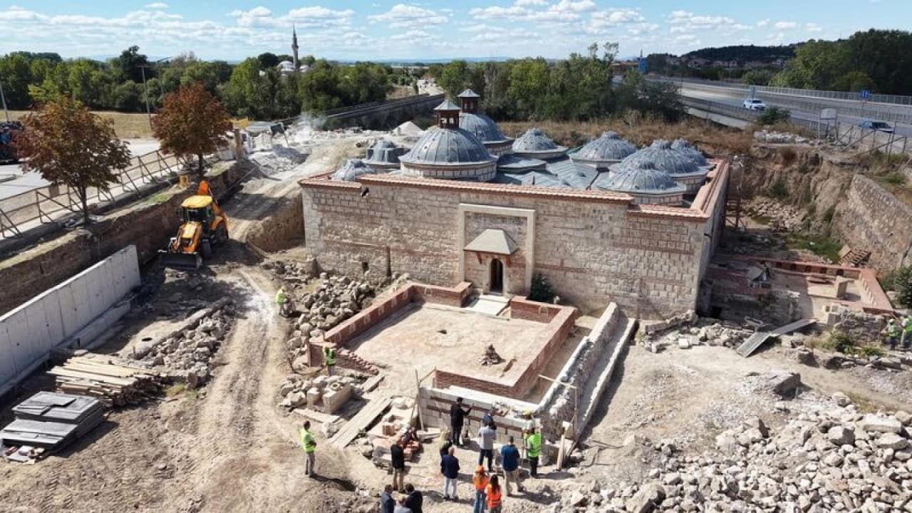 Osmanlı'nın En Süslü Hamamlarından Gazi Mihal'de Restorasyon Sona Eriyor