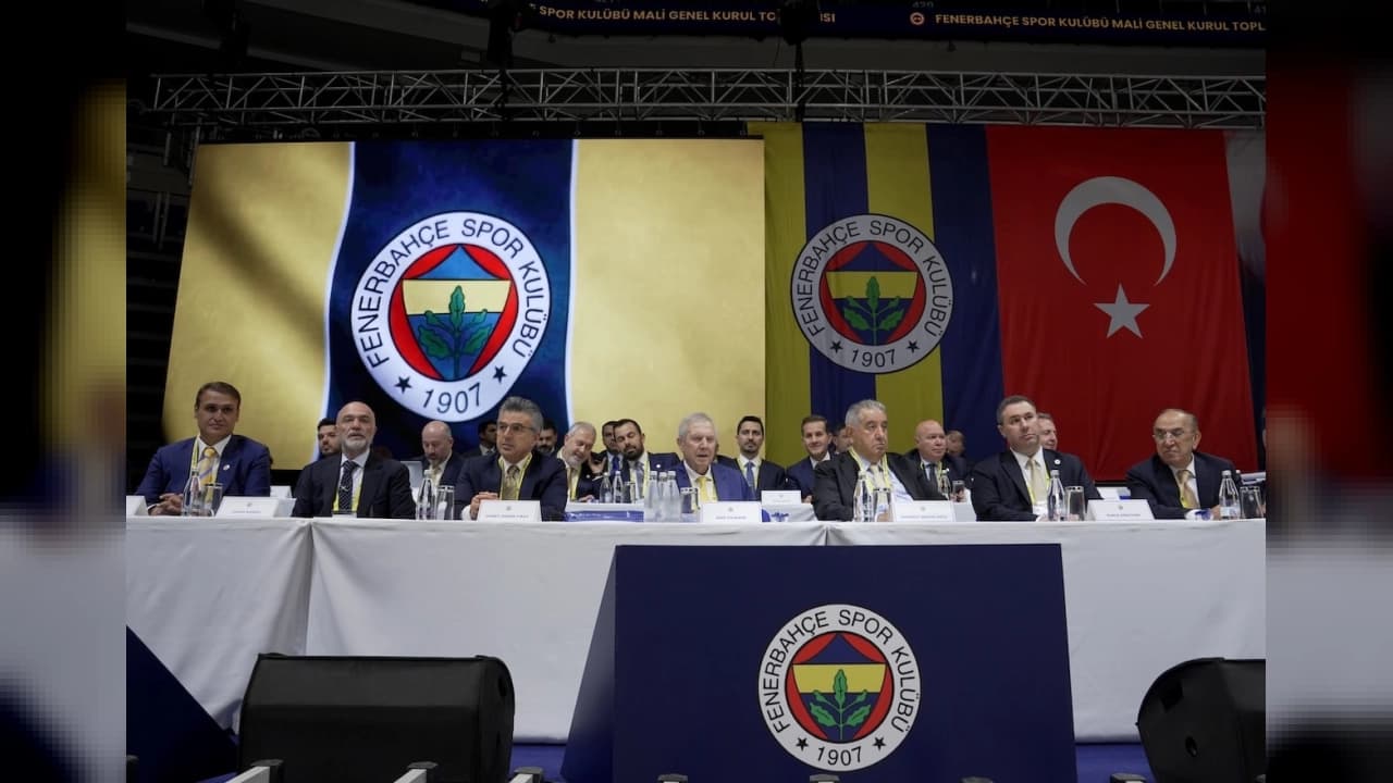 Fenerbahçe'nin Toplam Borcu Açıklandı: 27 Milyar 821 Milyon Liraya Ulaştı
