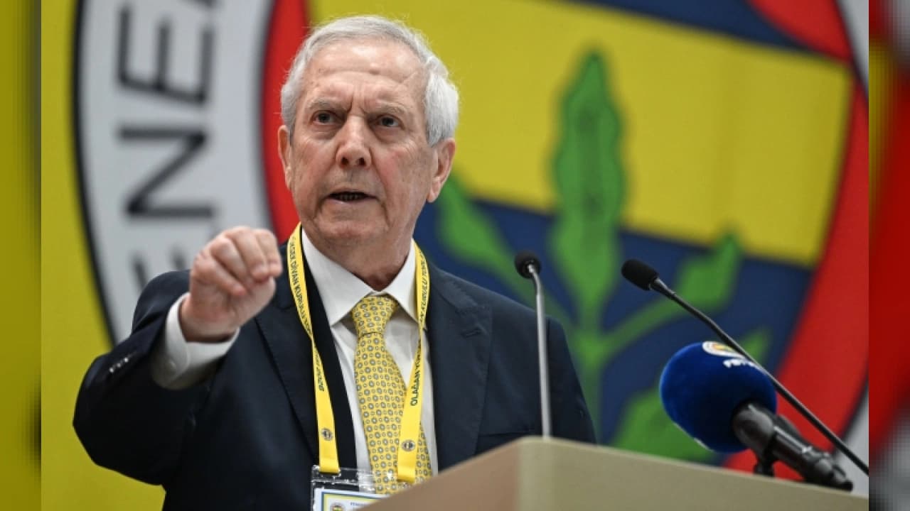 Fenerbahçe’ye Tarihinde İlk Kez 3 Dönem Transfer Yasağı