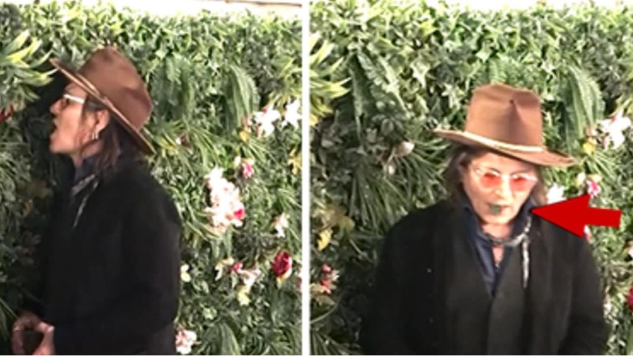 Johnny Depp Las Vegas'ta Şaşırttı: Kameralara Poz Verirken Süs Bitkisini Isırdı