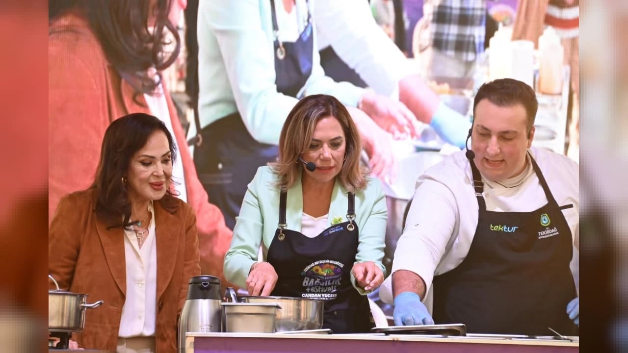 Tekirdağ 1. Uluslararası Gastronomi ve Bağcılık Festivali Türkan Şoray'ın Katılımıyla Başladı