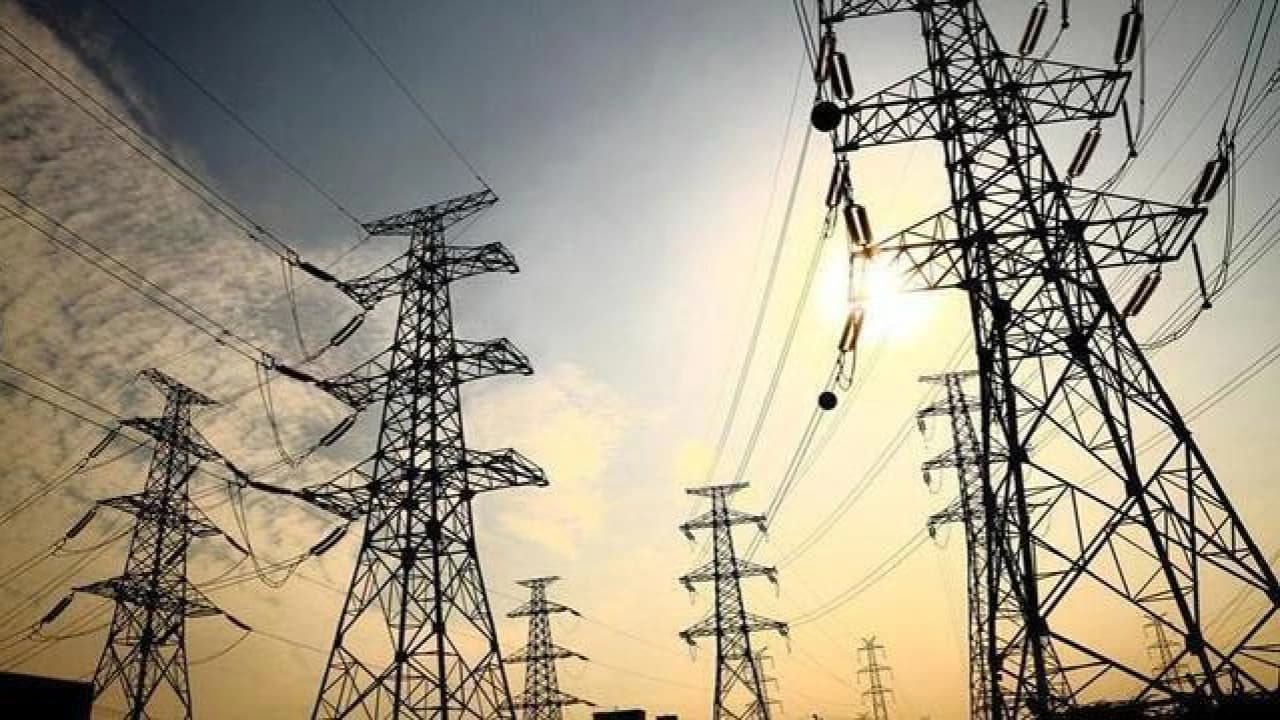 28 Eylül İstanbul Elektrik Kesintisi: BEDAŞ ve AYEDAŞ İlçe İlçe Saatleri Açıkladı