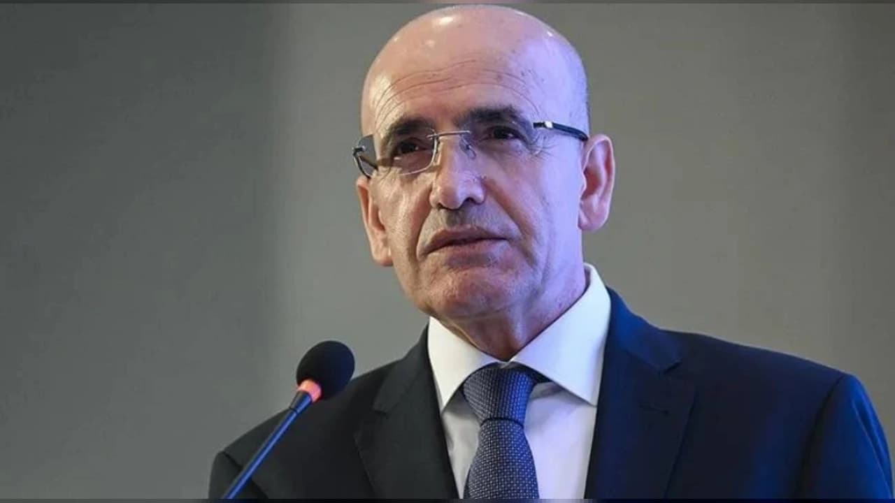 Bakan Şimşek'ten Fon Soruşturması Açıklaması: Likidite Tedbirleri ve Yatırımcı Hakları Masada
