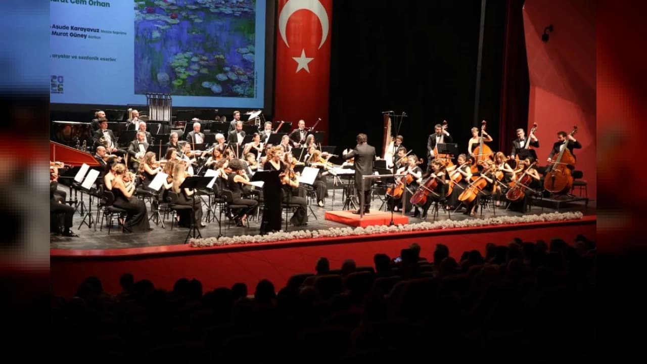 Eskişehir Senfoni Orkestrası Yeni Sezona Görkemli Açılış Konseriyle Başladı
