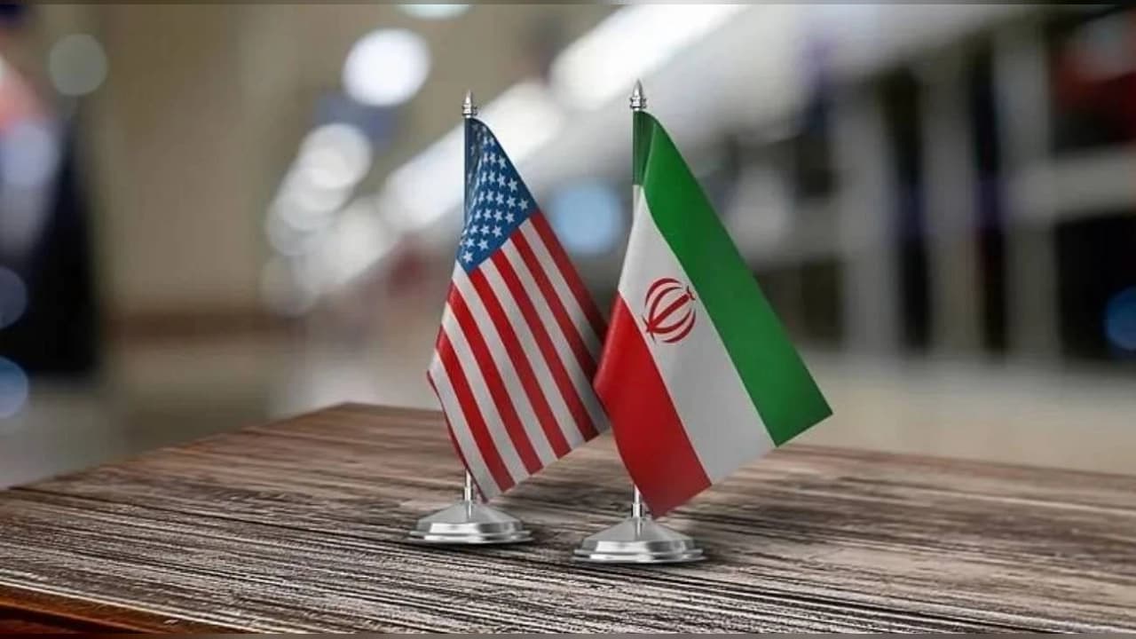 Hürmüz Boğazı'nda Gizli Diplomasi Trafiği: Trump'ın Restine Rağmen Masada Kapsamlı Taslak Var