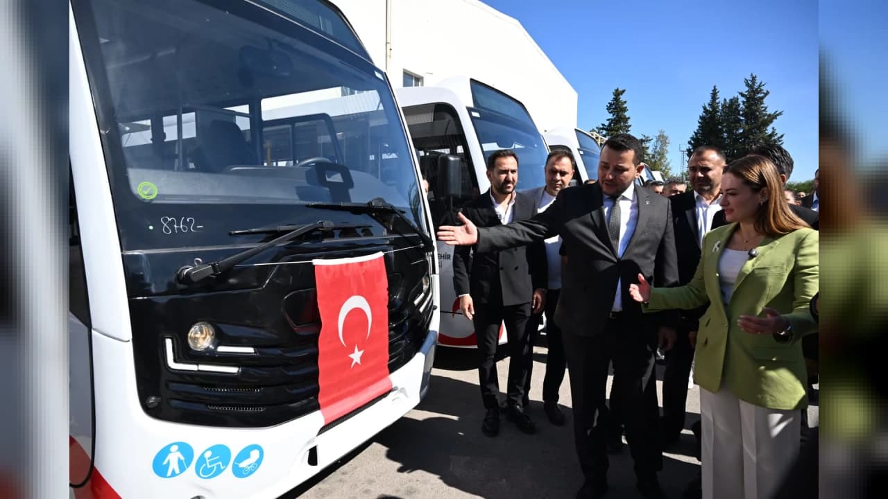 Antalya Büyükşehir Belediyesi'nden 1 Milyar 775 Milyon TL'lik Dev Filo Yatırımı