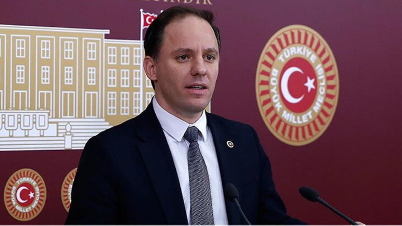 CHP'li Deniz Yavuzyılmaz'ın Eşi Hakkında Soruşturma Başlatıldı