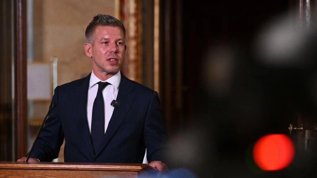 Macaristan Siyasetinde Deprem: Başbakan Peter Magyar'ın Dokunulmazlığı Kaldırıldı