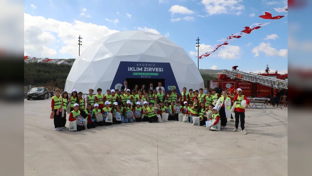 Muğla’da Öğrencilerden “Mavinin Derinlikleri”ne 3D Sanal Gerçeklik Yolculuğu