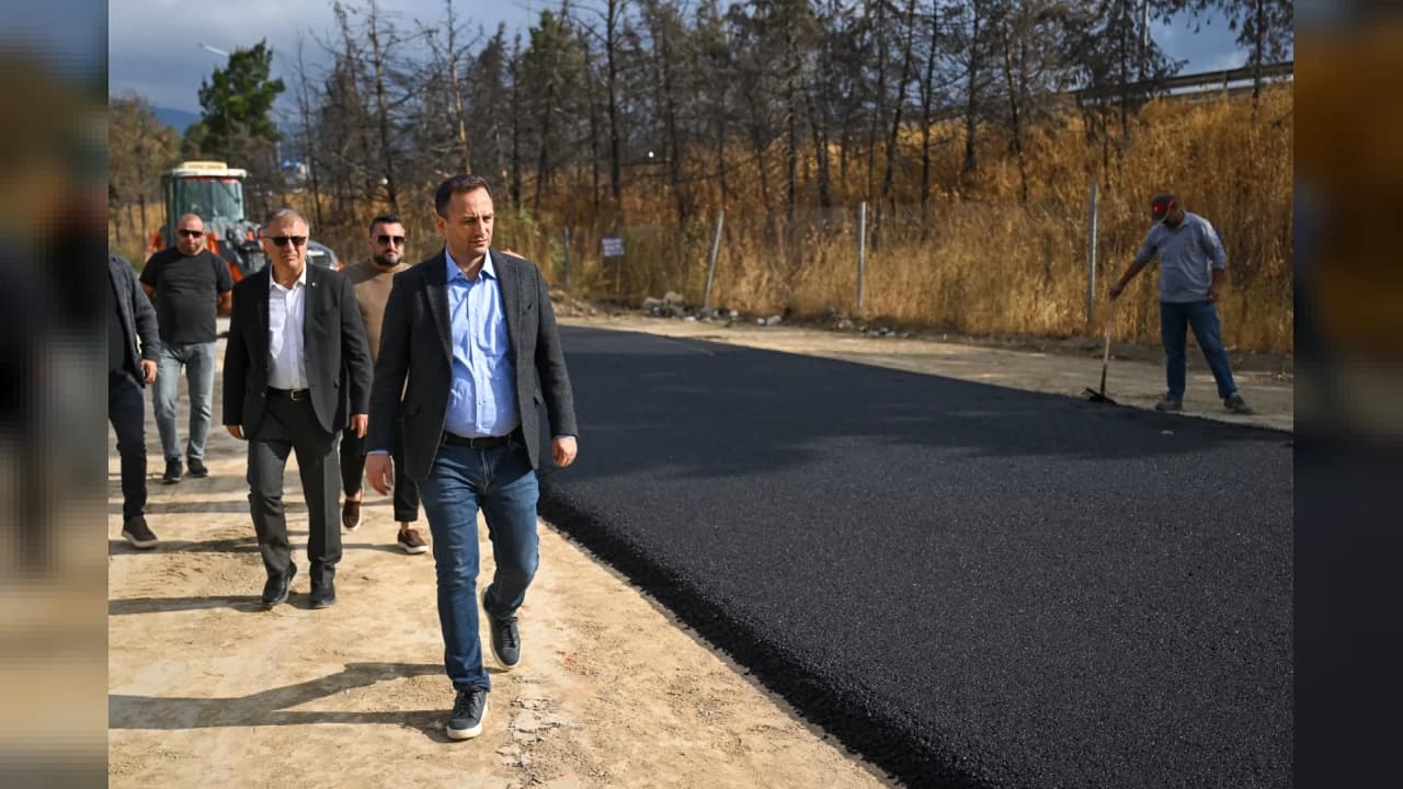 Bornova Belediyesi'nden 6203 Sokak'a Asfalt Neşteri: Başkan Eşki Sözünü Tuttu